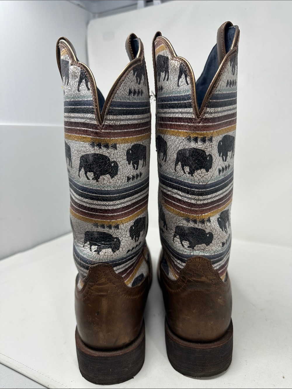 Ariat Boots Size 10B - Picture 3 of 7